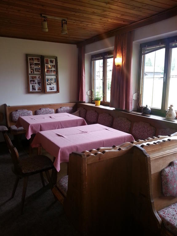 Haus Karwendelblick Bed and Breakfast Leutasch Buitenkant foto
